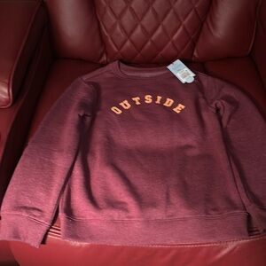 Color and it is for a girl or boy from 6 to 6 years old